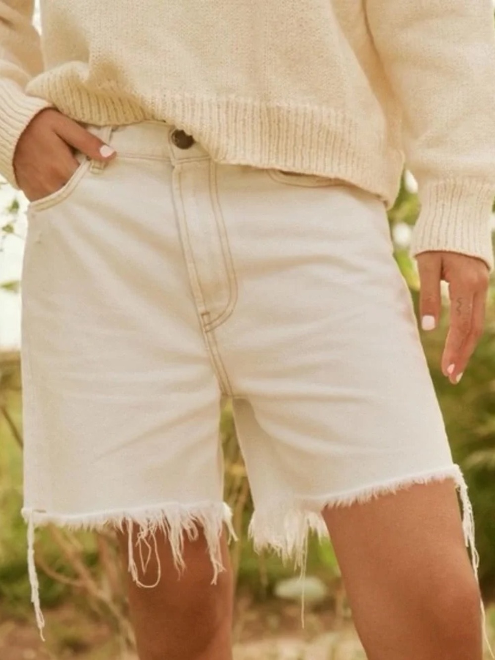 NEW The Great. The Easy Cut Off Denim Shorts in Bleach Wash Size 31 NWT